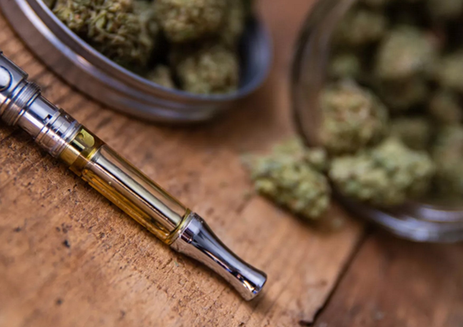 A Beginner's Guide To CBD Oils & Vaporizers