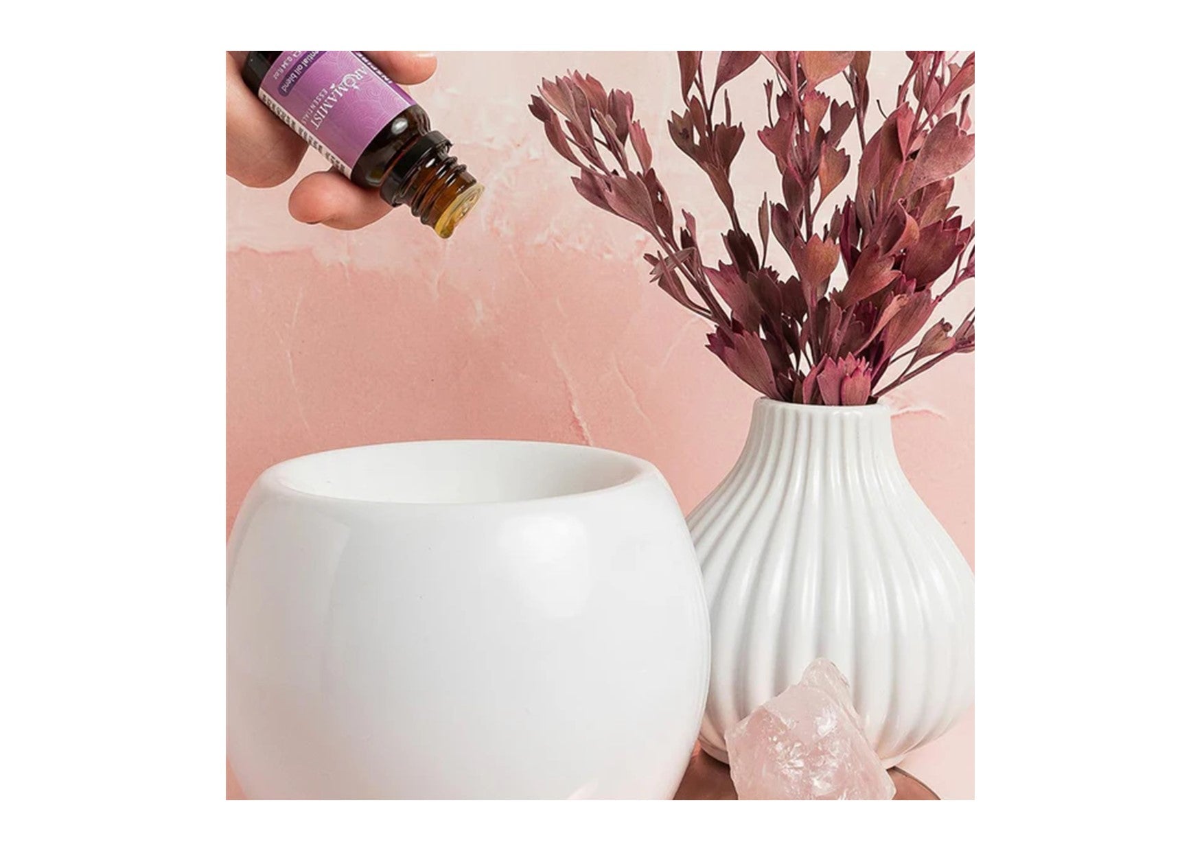 Aromamatic | Soy Wax Warmers | White Coral